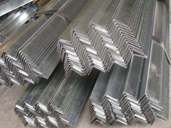 V inox đúc hoặc hàn